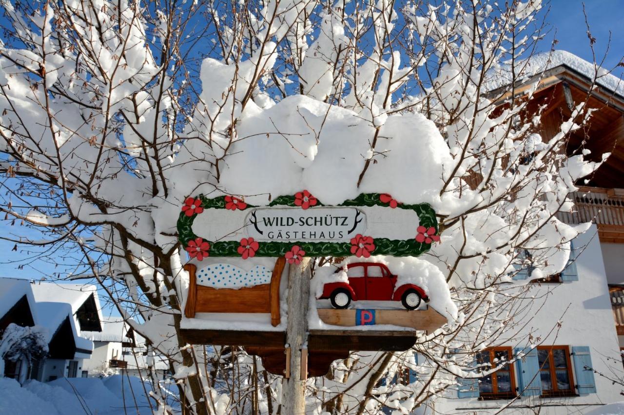 Gaestehaus Wild-Schuetz Bed and Breakfast Schwangau Eksteriør billede